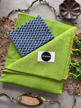 Pista Handloom Cotton Saree With Blue Print Blouse
